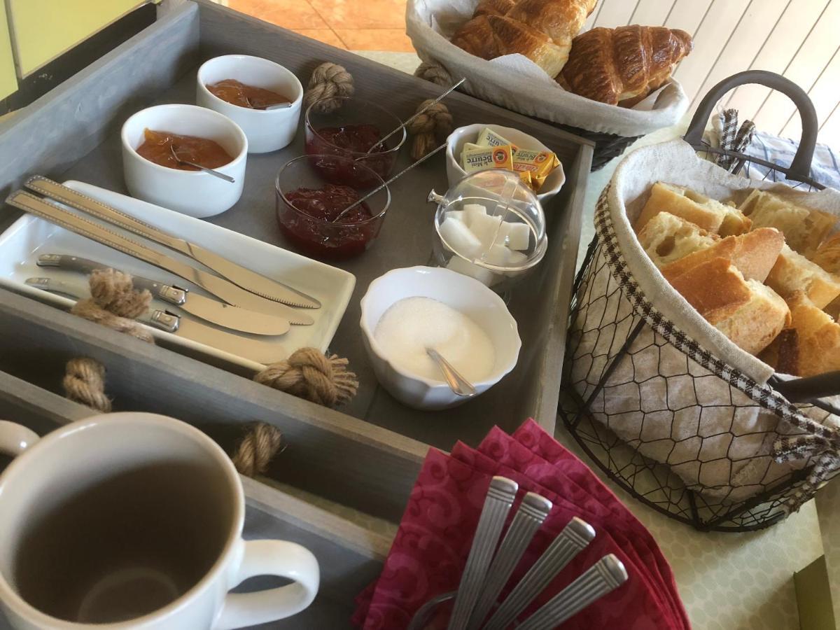 Le Domaine D'Olene Bed & Breakfast Le Pin  Bagian luar foto